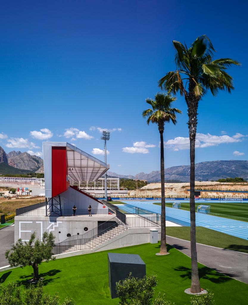 1c0effc8-df04-4c3c-aa95-3cc9b5b72b29